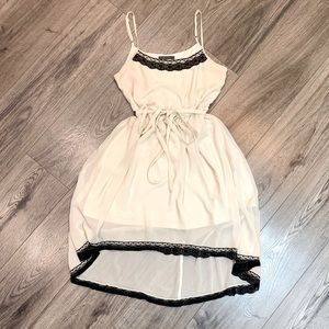 Suzy Shier Summer Dress (high-low cut)